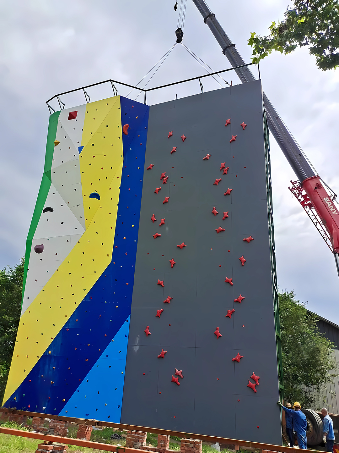 攀联赛事攀岩墙(图1)